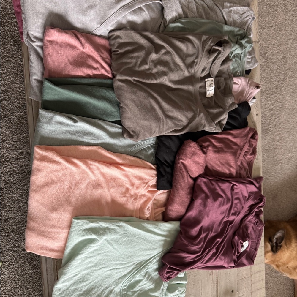 Women’s tops sizes from Small to XL brands AE Arie Torrid Maurice’s